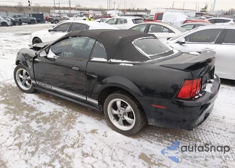 2000 Ford Mustang из США, поврежденный, VIN 1FAFP4449YF267422